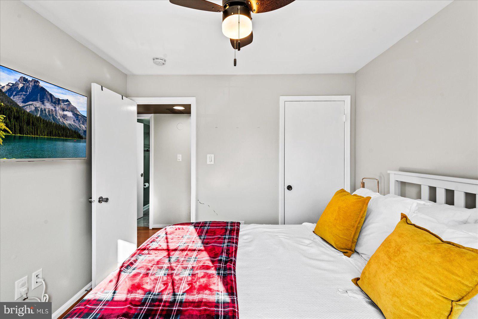 3470 LYON PARK COURT