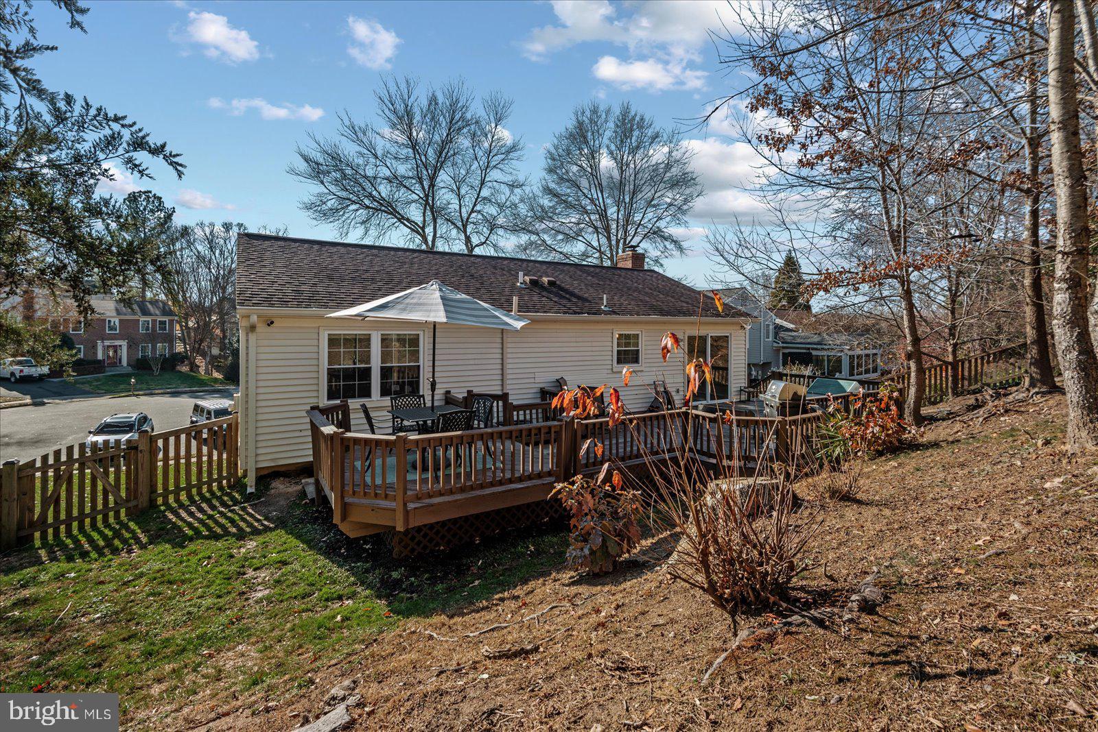 3470 LYON PARK COURT