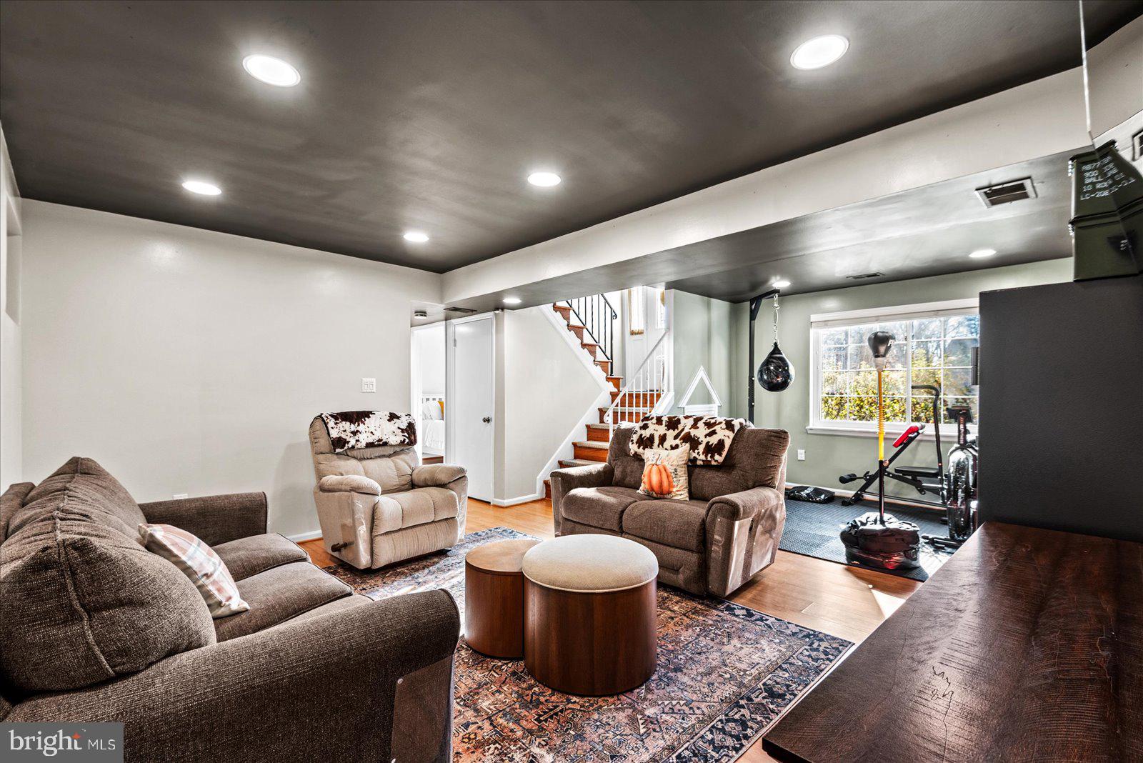 3470 LYON PARK COURT