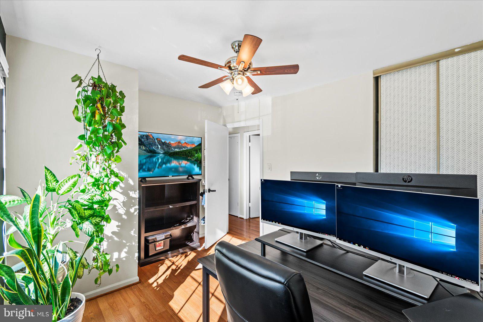 3470 LYON PARK COURT