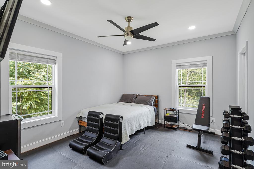 14051 HEATHERS OVERLOOK COURT