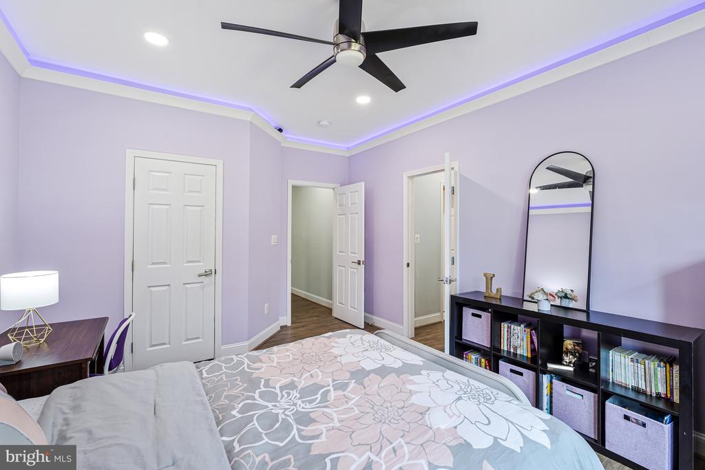 14051 HEATHERS OVERLOOK COURT