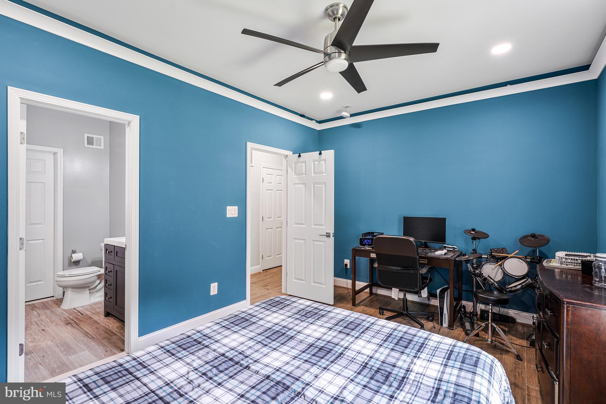 14051 HEATHERS OVERLOOK COURT