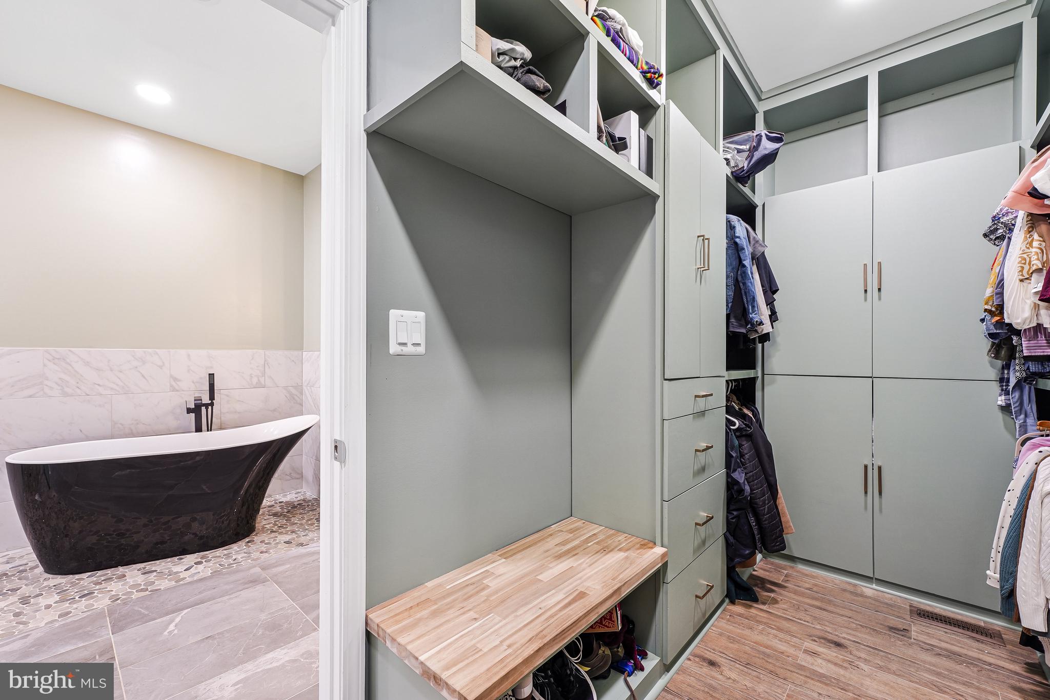 14051 HEATHERS OVERLOOK COURT