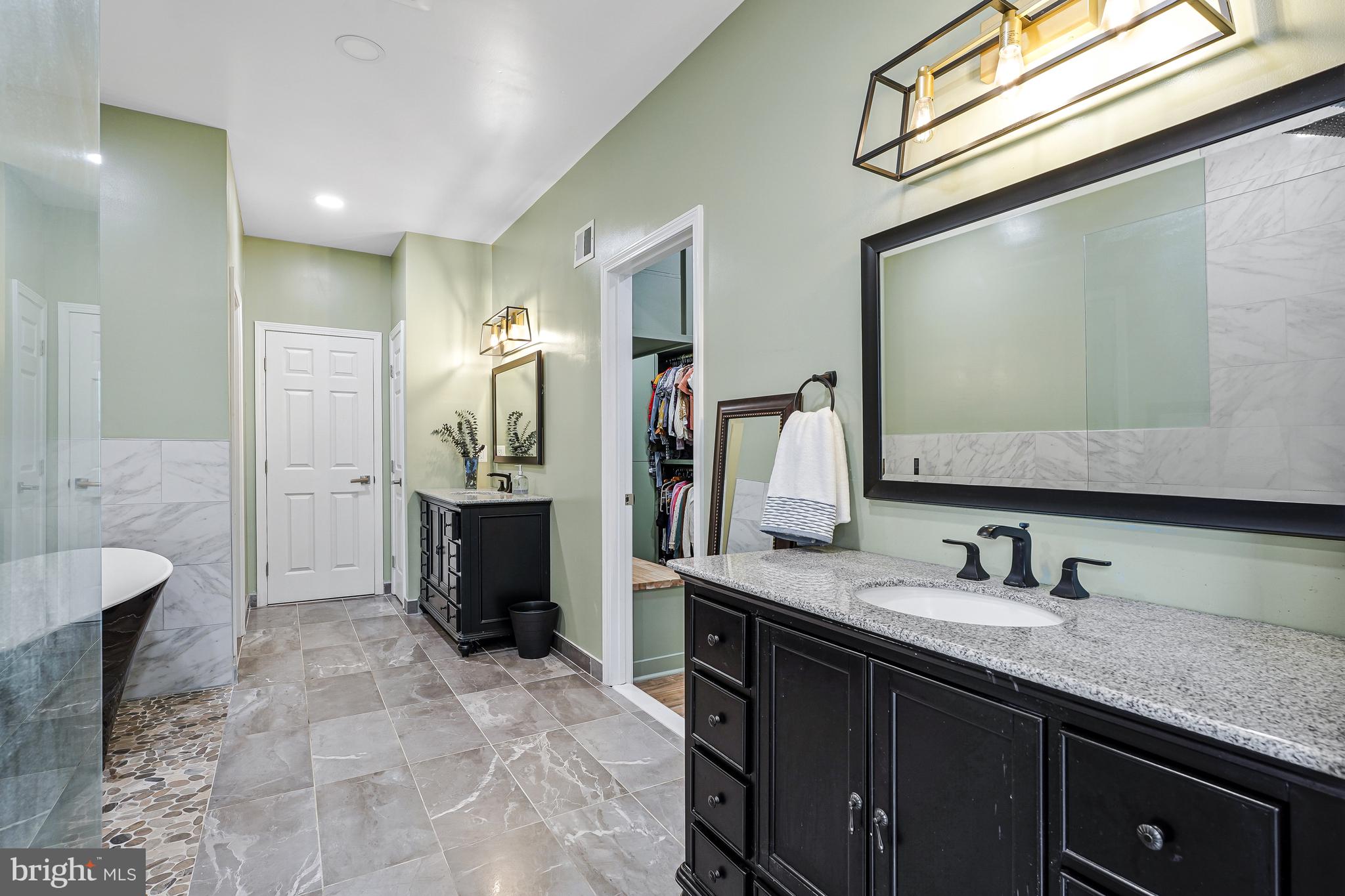 14051 HEATHERS OVERLOOK COURT