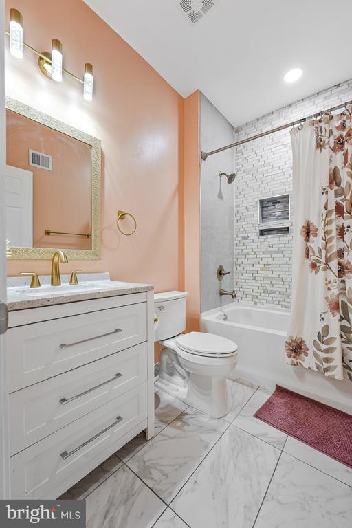 14051 HEATHERS OVERLOOK COURT