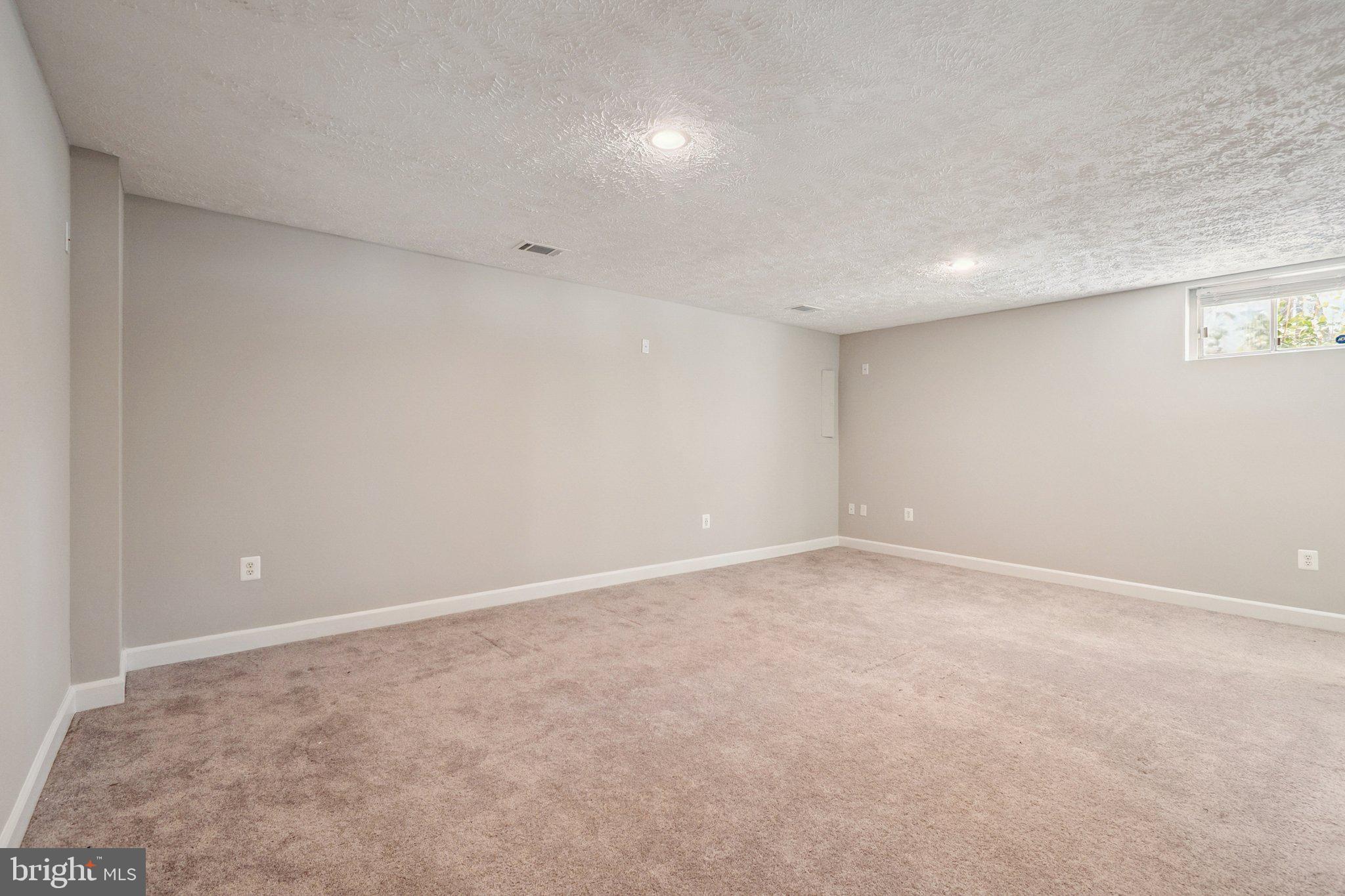 12138 SALEMTOWN DRIVE