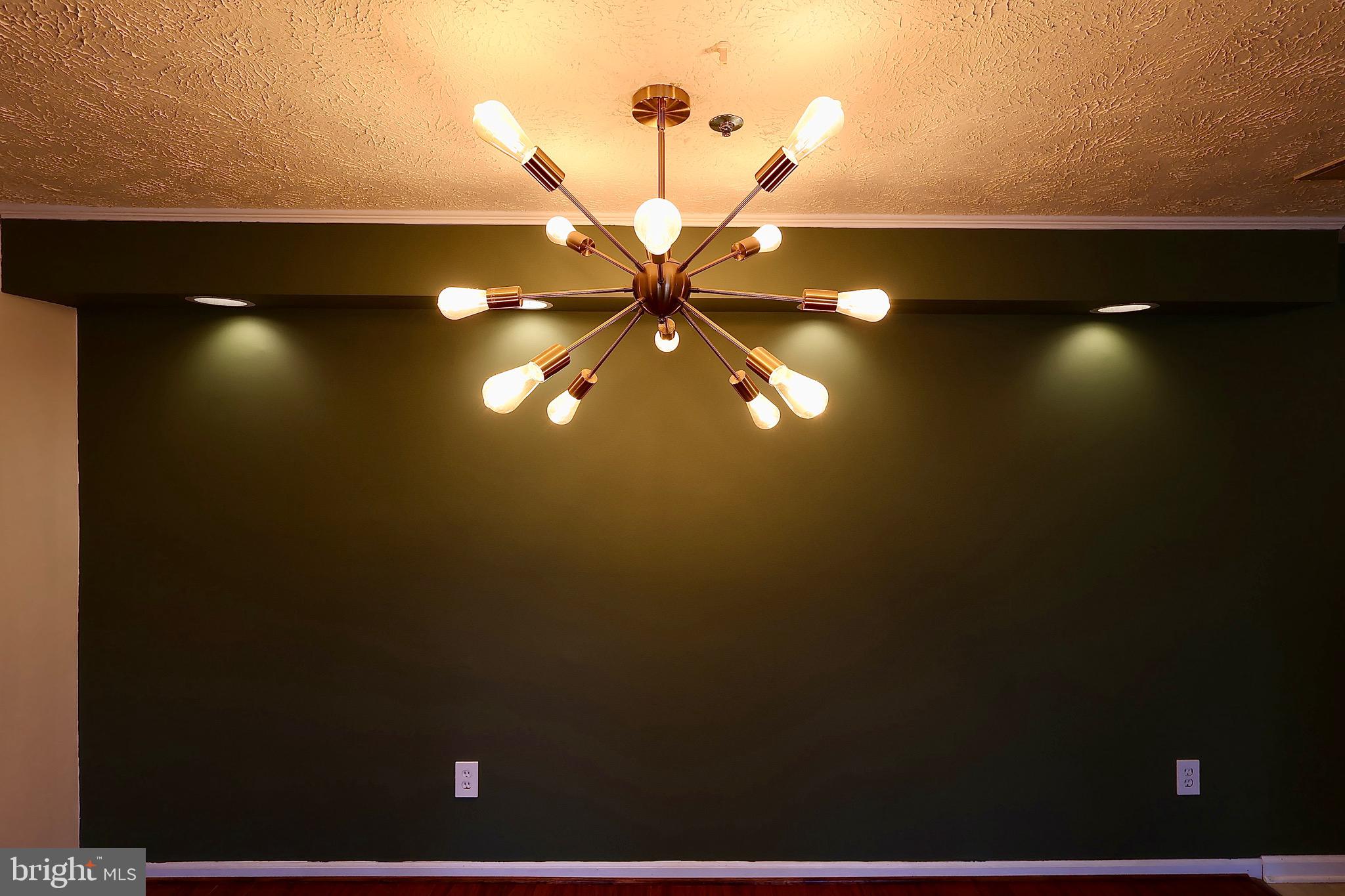 3560 SHERBROOKE CIRCLE 103