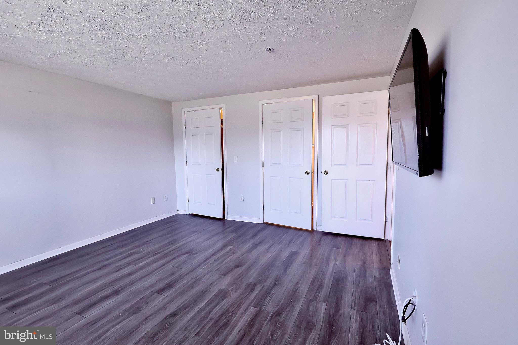 3560 SHERBROOKE CIRCLE 103