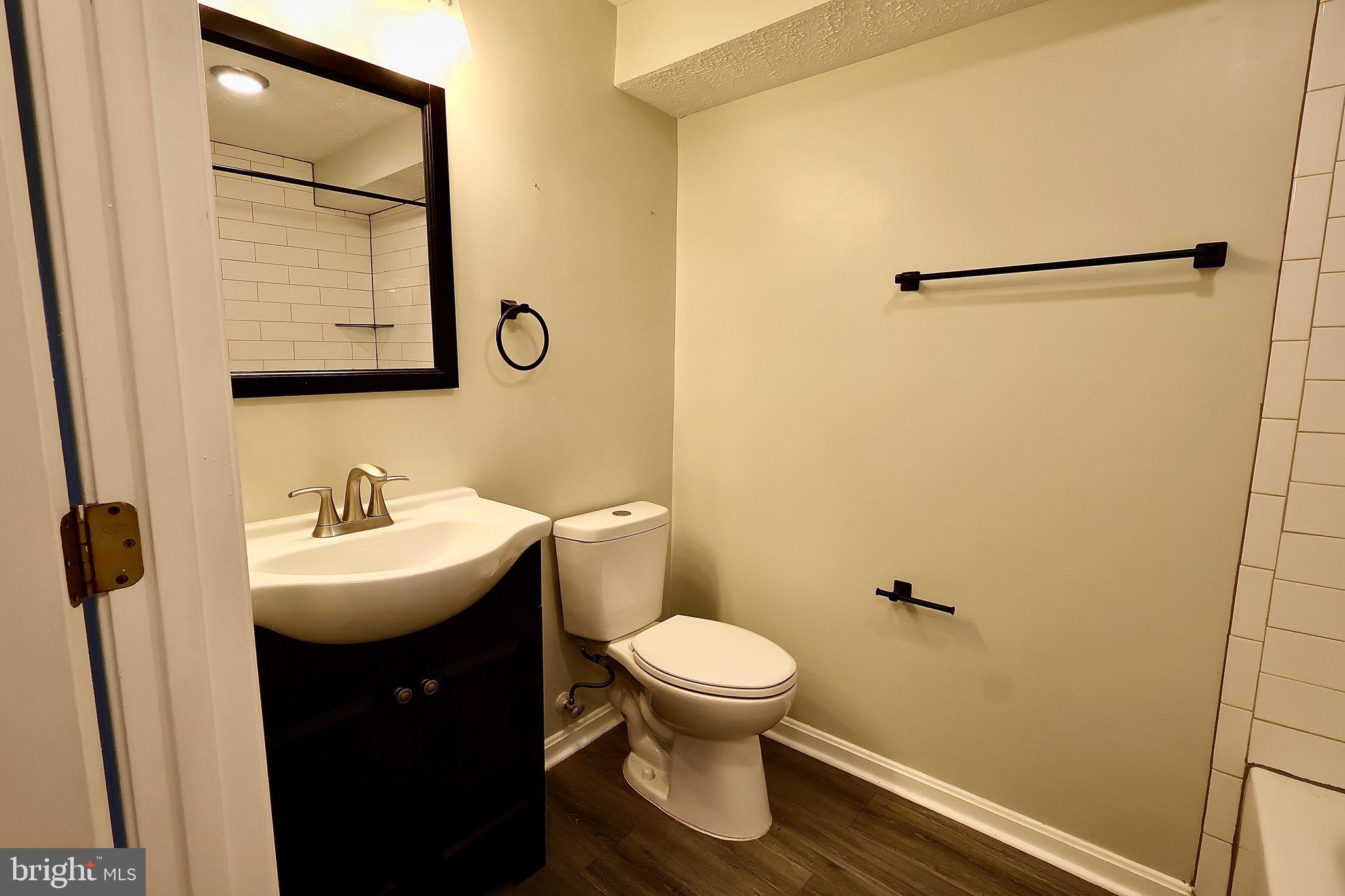 3560 SHERBROOKE CIRCLE 103