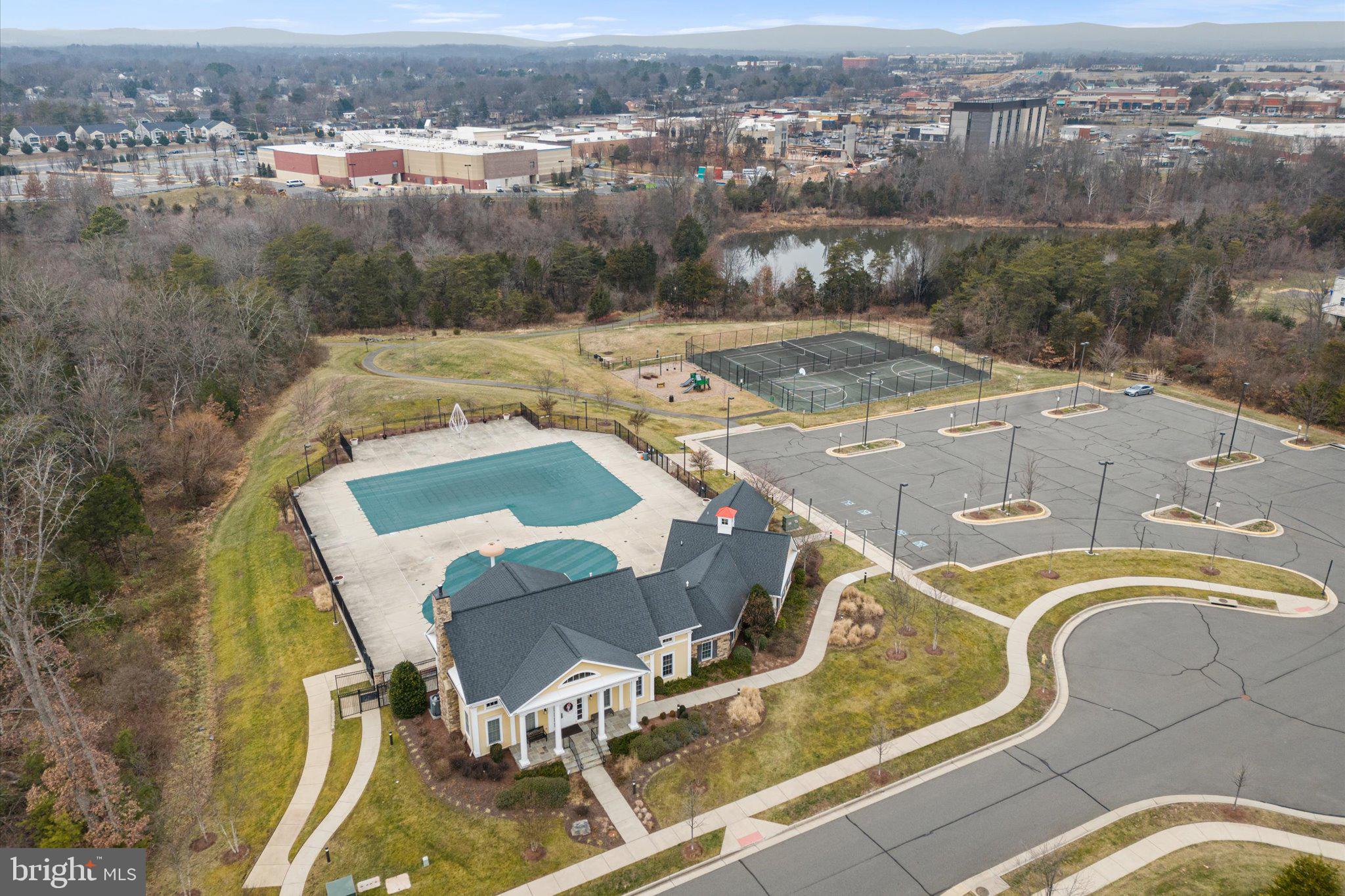 7861 CULLODEN CREST LANE