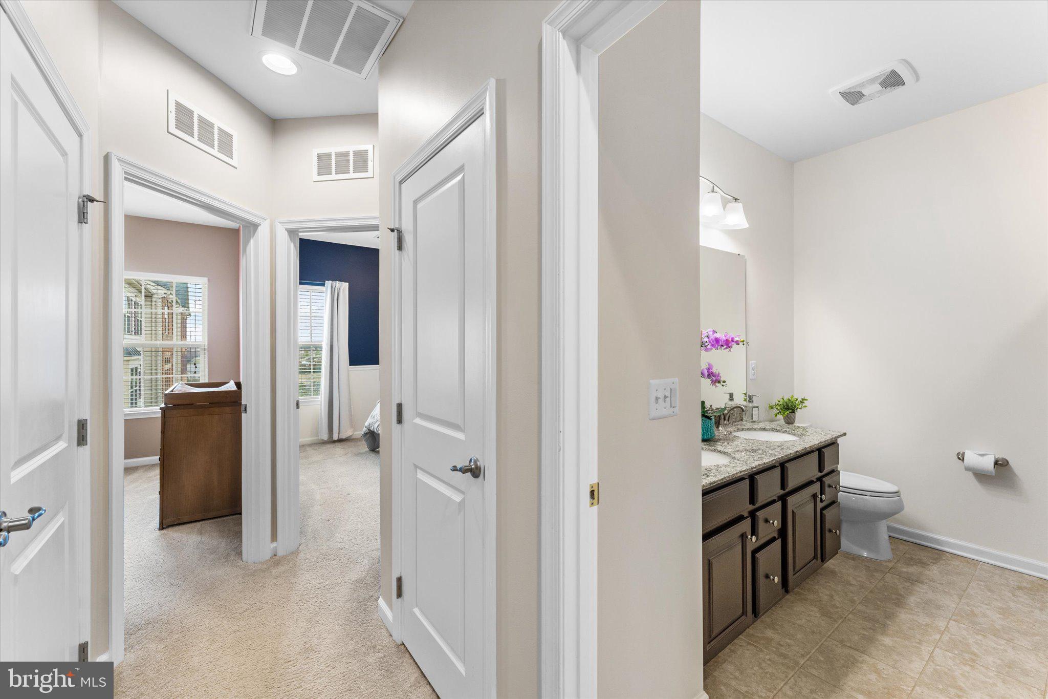 7861 CULLODEN CREST LANE