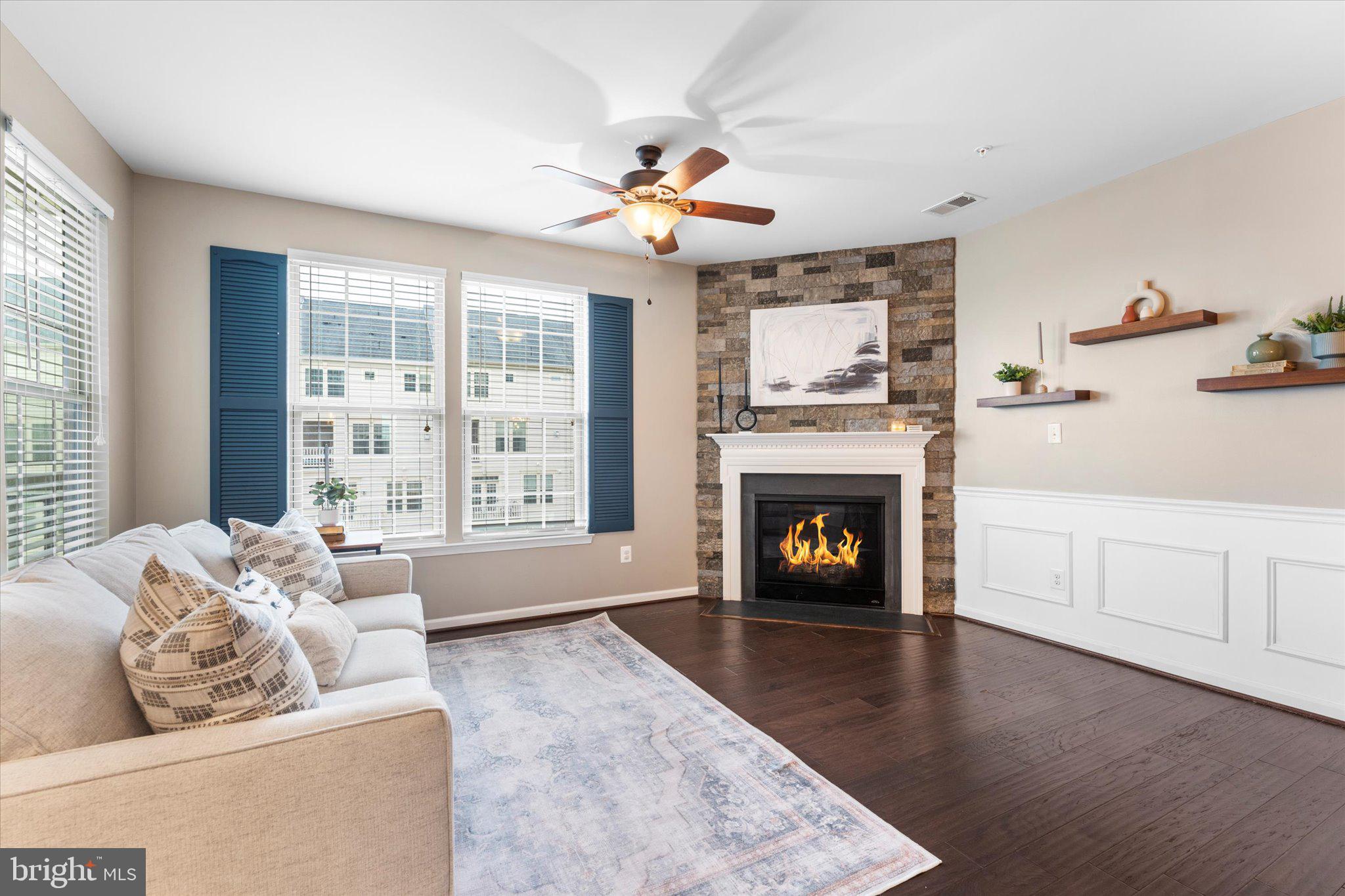 7861 CULLODEN CREST LANE