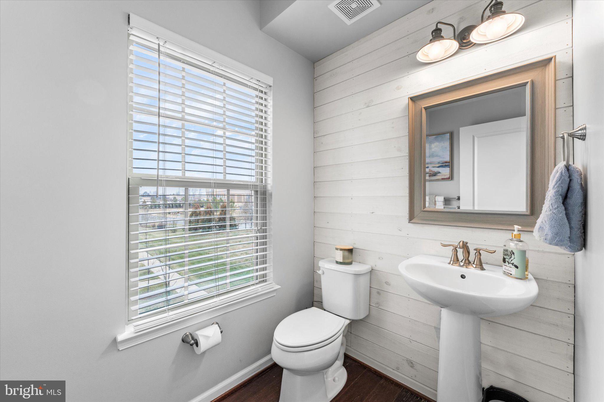 7861 CULLODEN CREST LANE