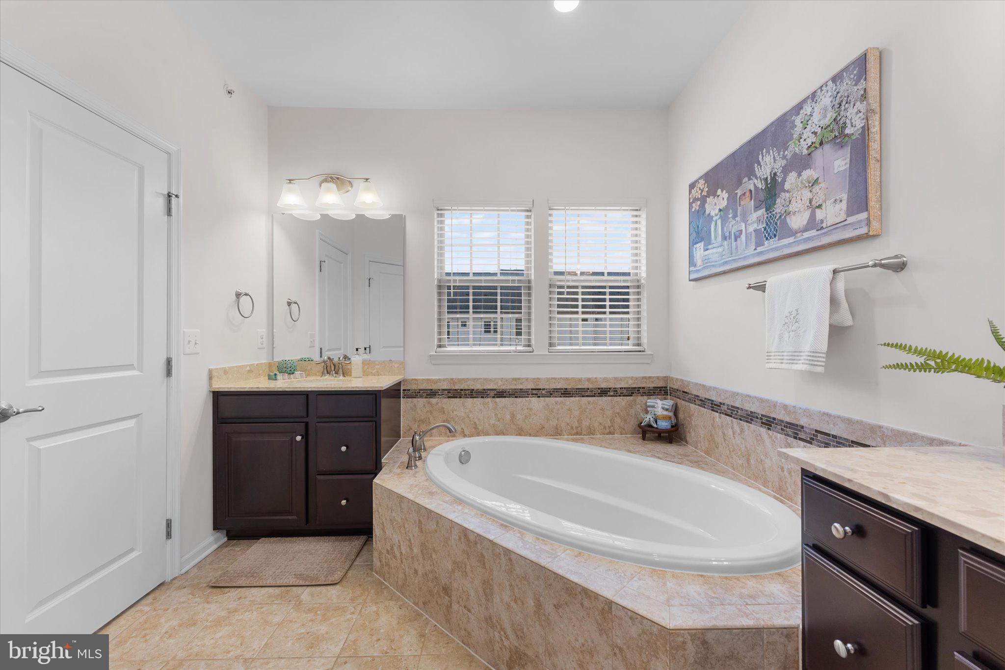 7861 CULLODEN CREST LANE