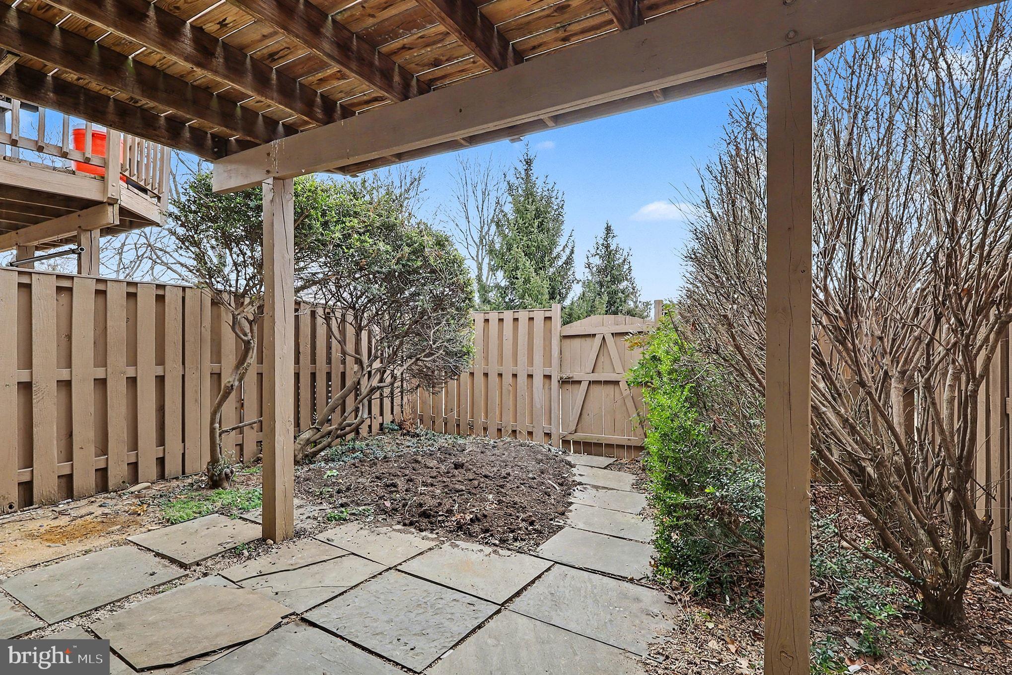 2003 PADDLE BOAT LANE