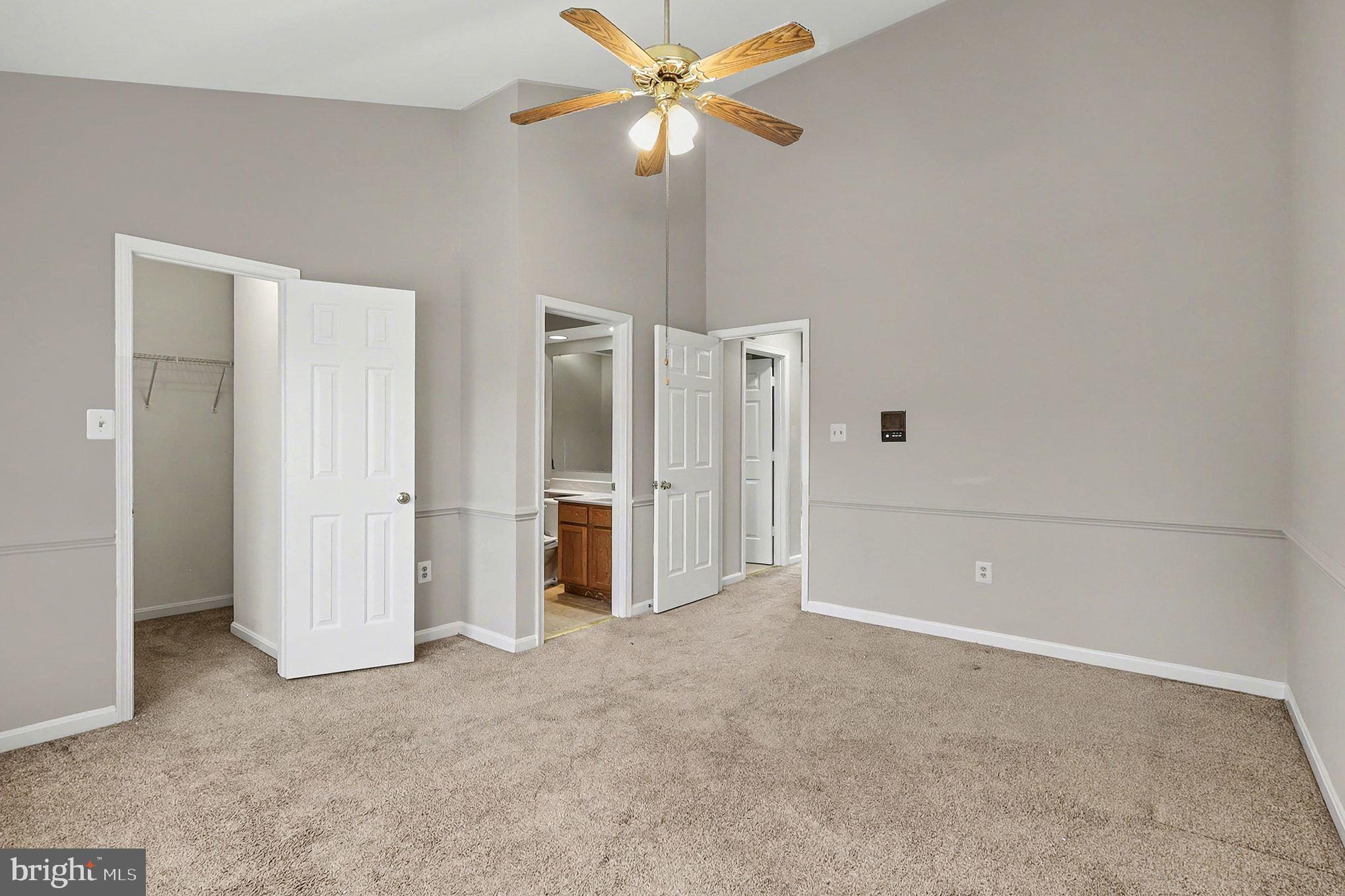 2003 PADDLE BOAT LANE