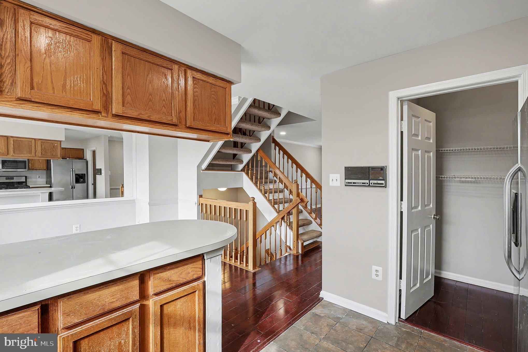 2003 PADDLE BOAT LANE