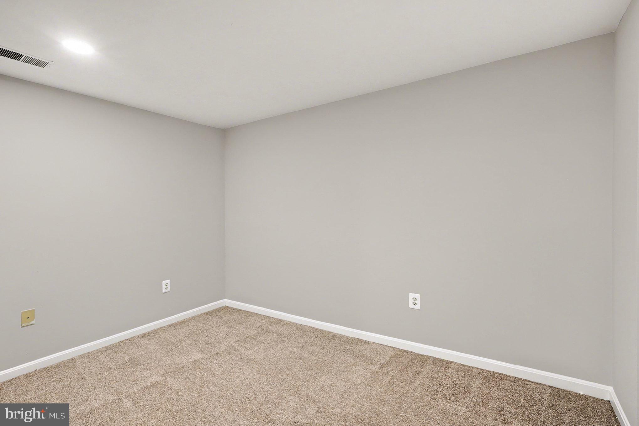 2003 PADDLE BOAT LANE