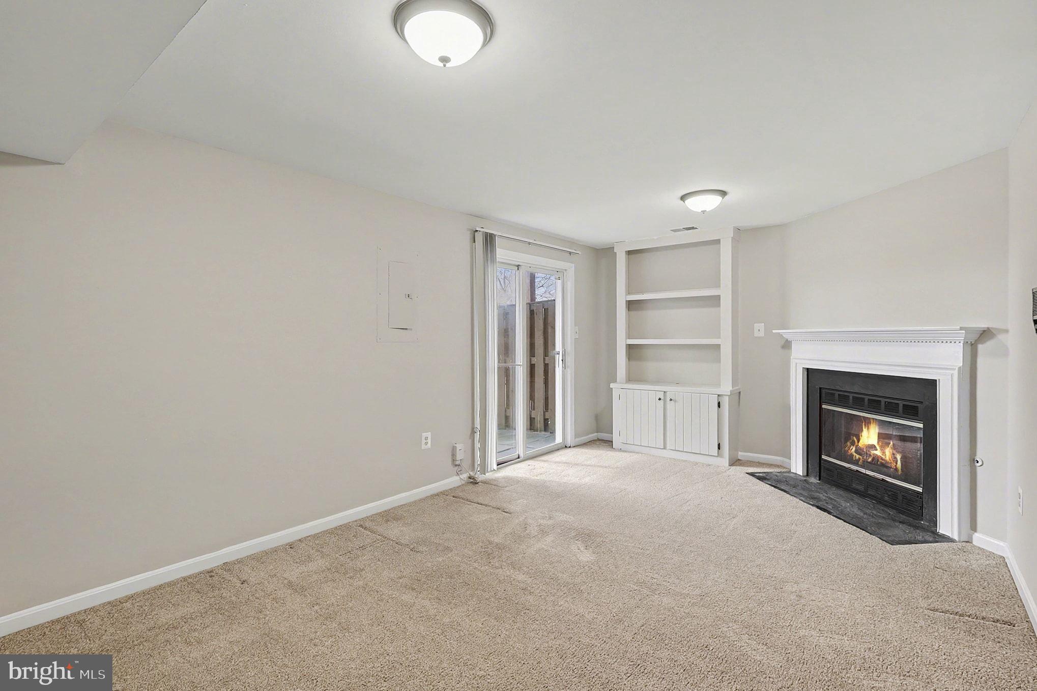 2003 PADDLE BOAT LANE