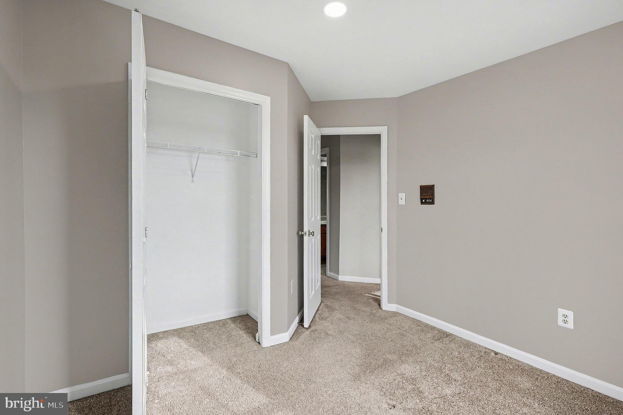 2003 PADDLE BOAT LANE