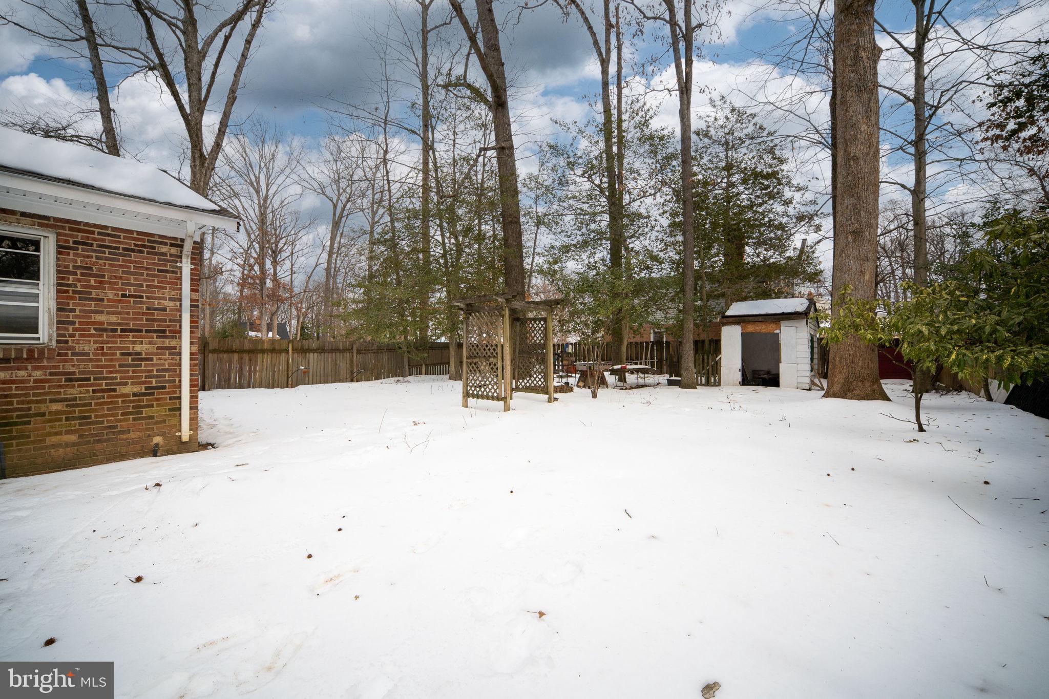 3234 RIVERVIEW DRIVE