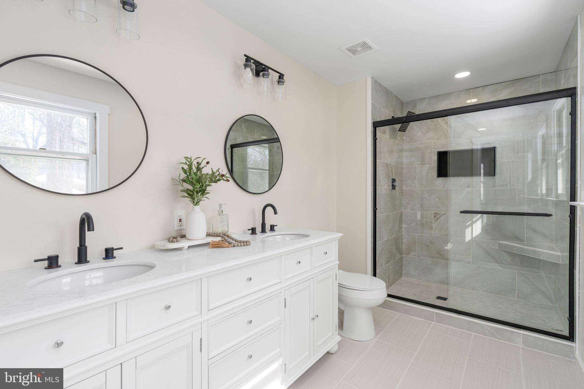 3234 RIVERVIEW DRIVE