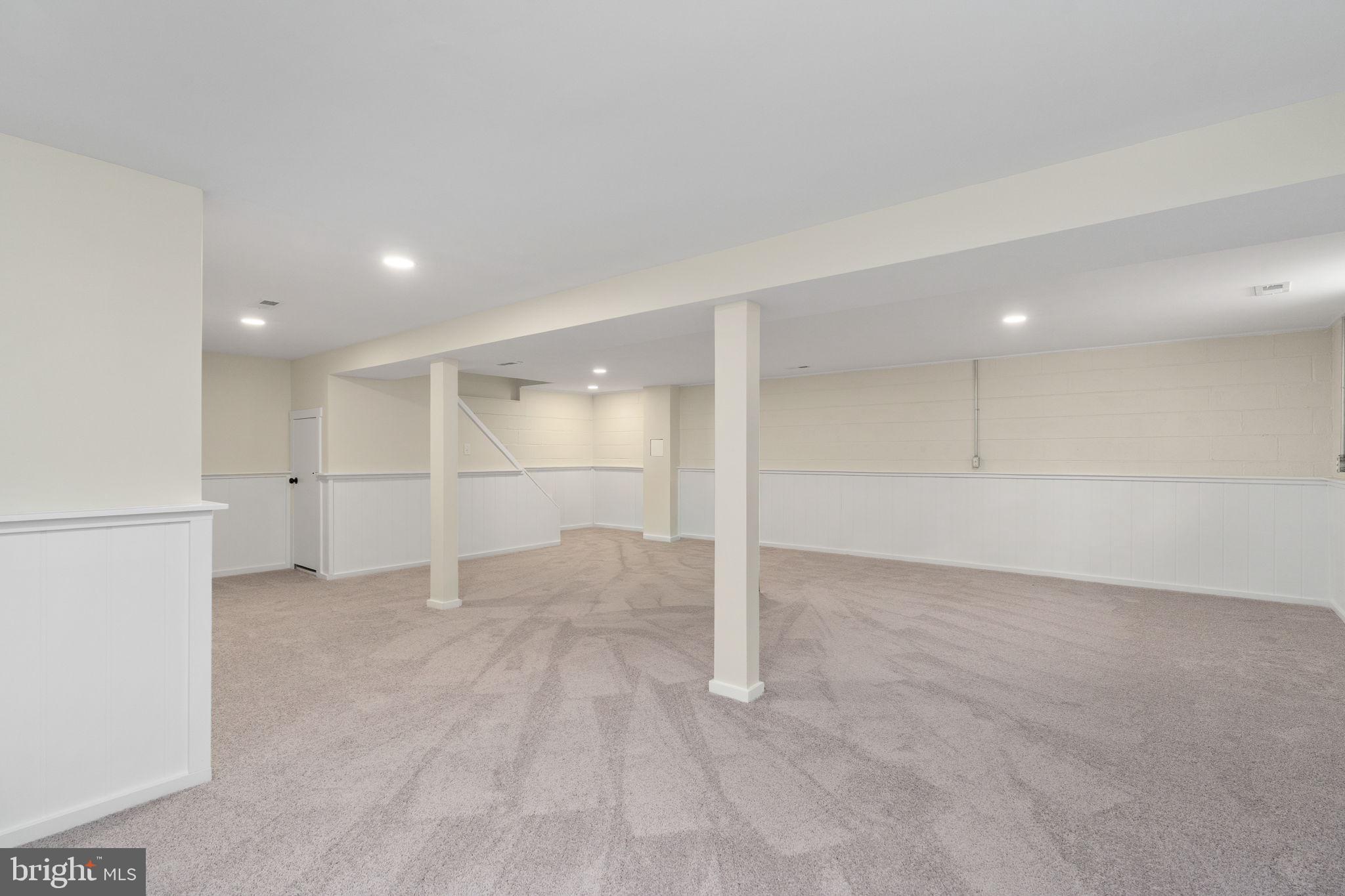 3234 RIVERVIEW DRIVE