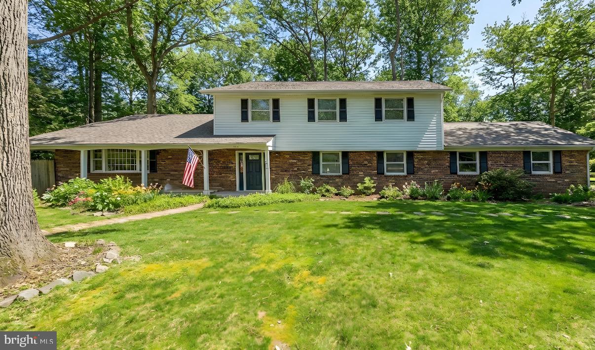 3234 RIVERVIEW DRIVE