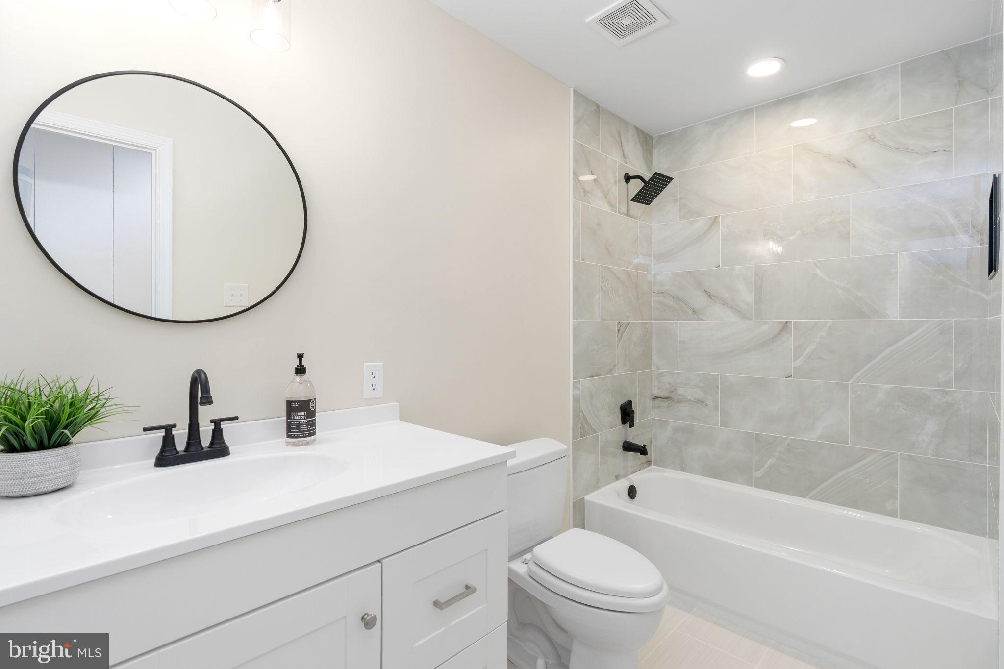 3234 RIVERVIEW DRIVE