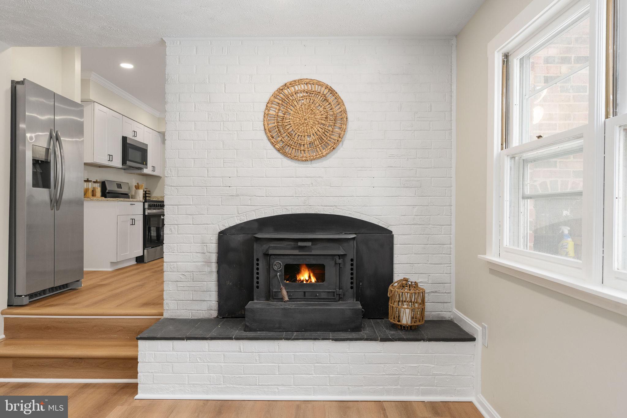 3234 RIVERVIEW DRIVE