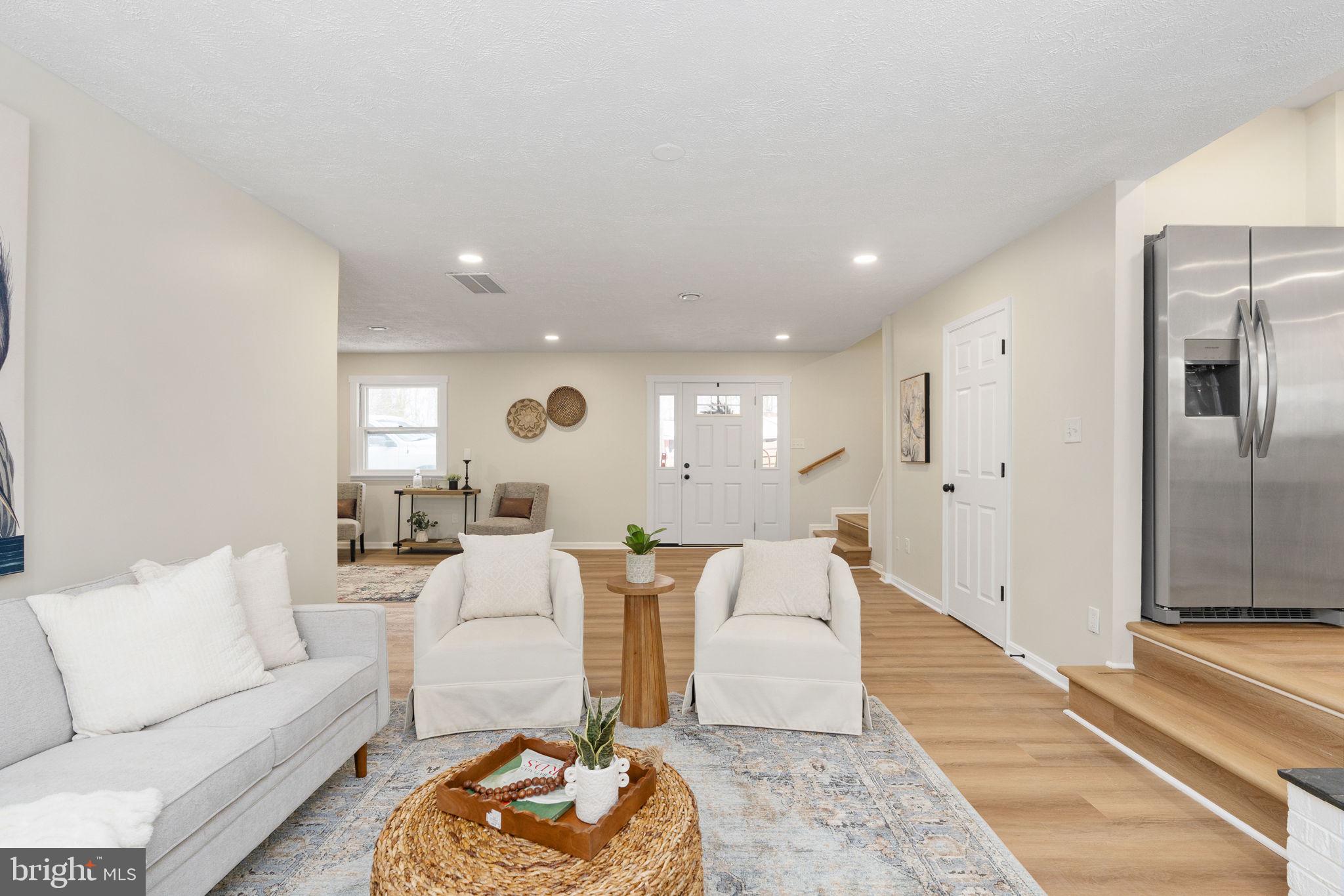 3234 RIVERVIEW DRIVE