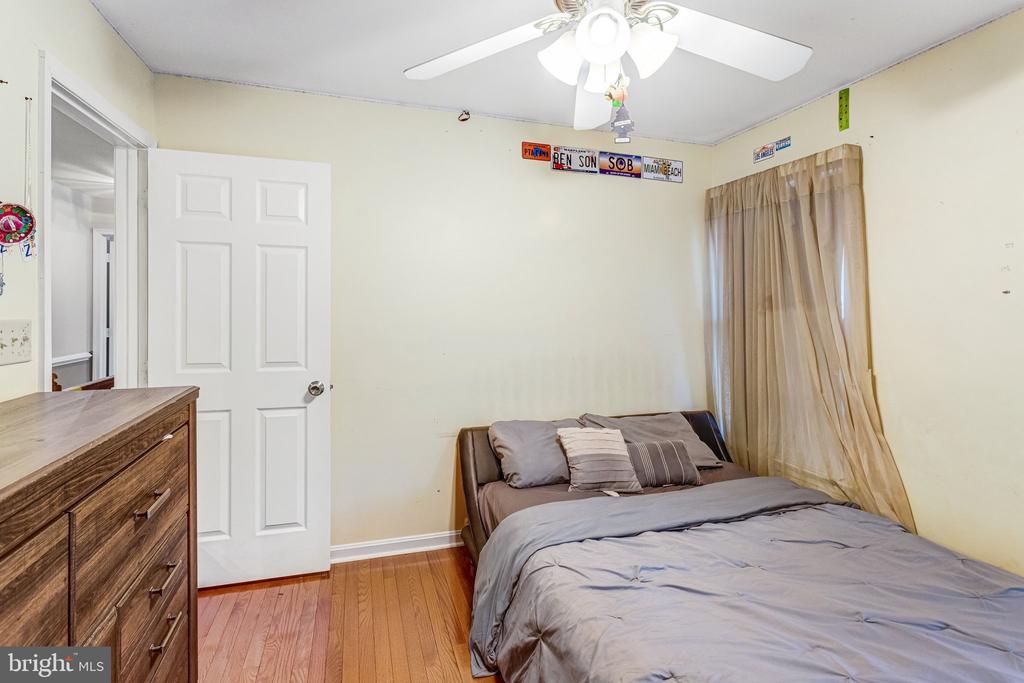14592 ESTATE DRIVE