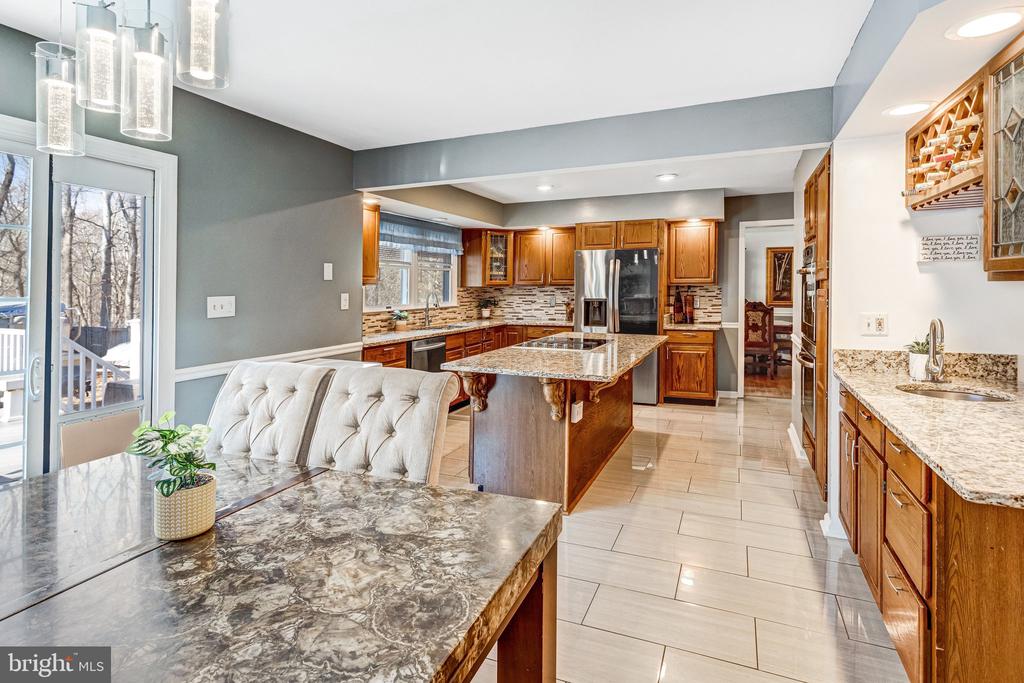 14592 ESTATE DRIVE
