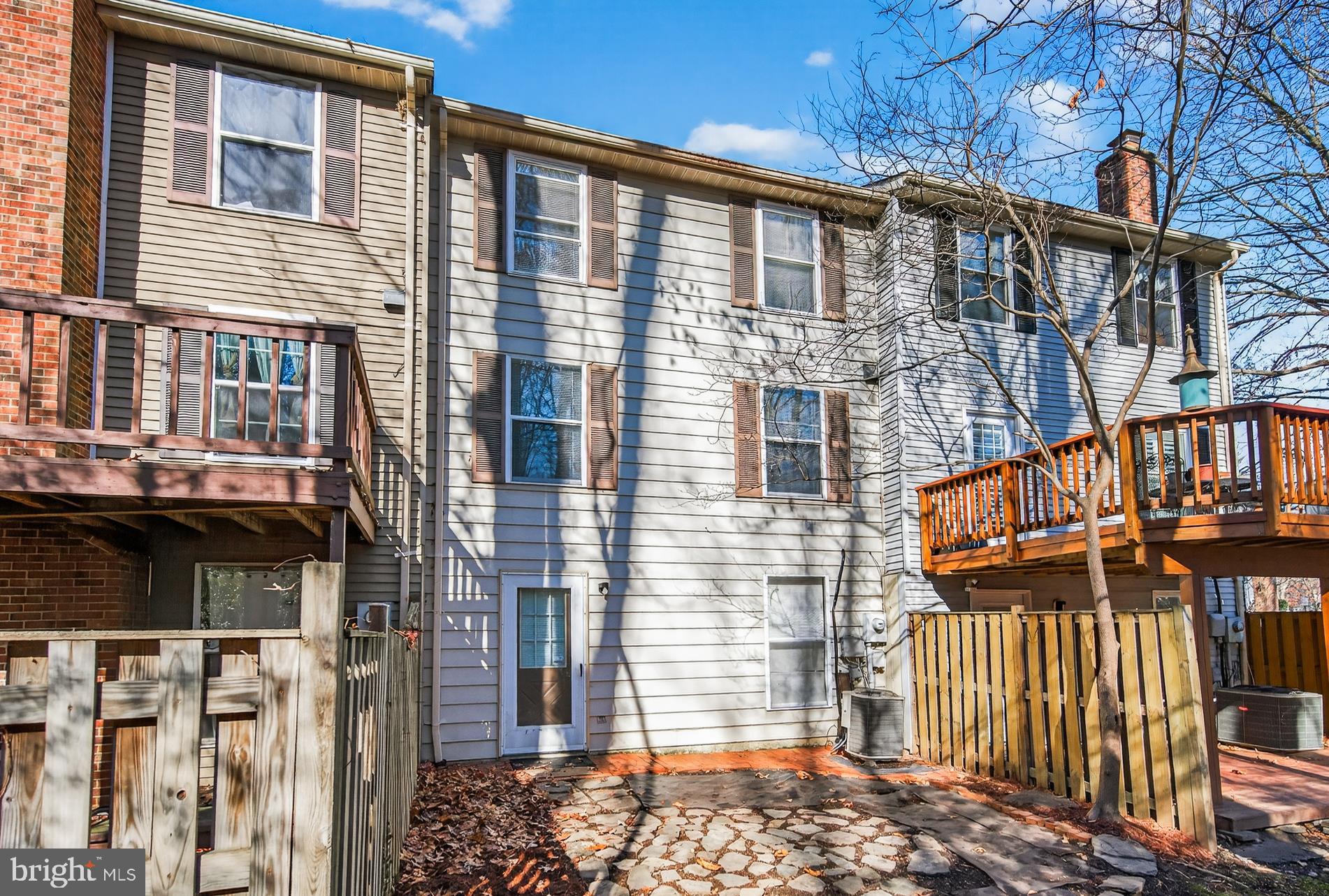 16200 HENDERSON LANE