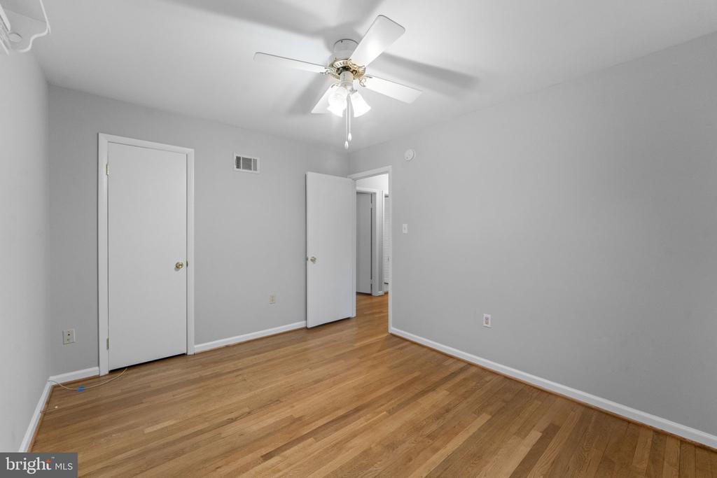 13200 HAWTHORN LANE