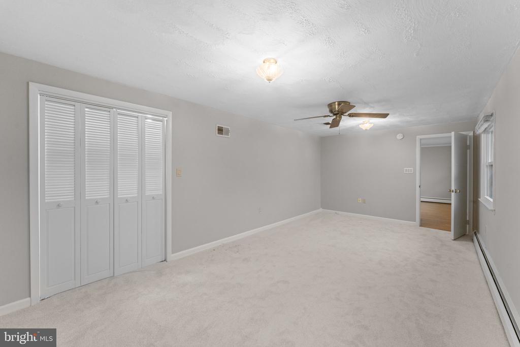 13200 HAWTHORN LANE