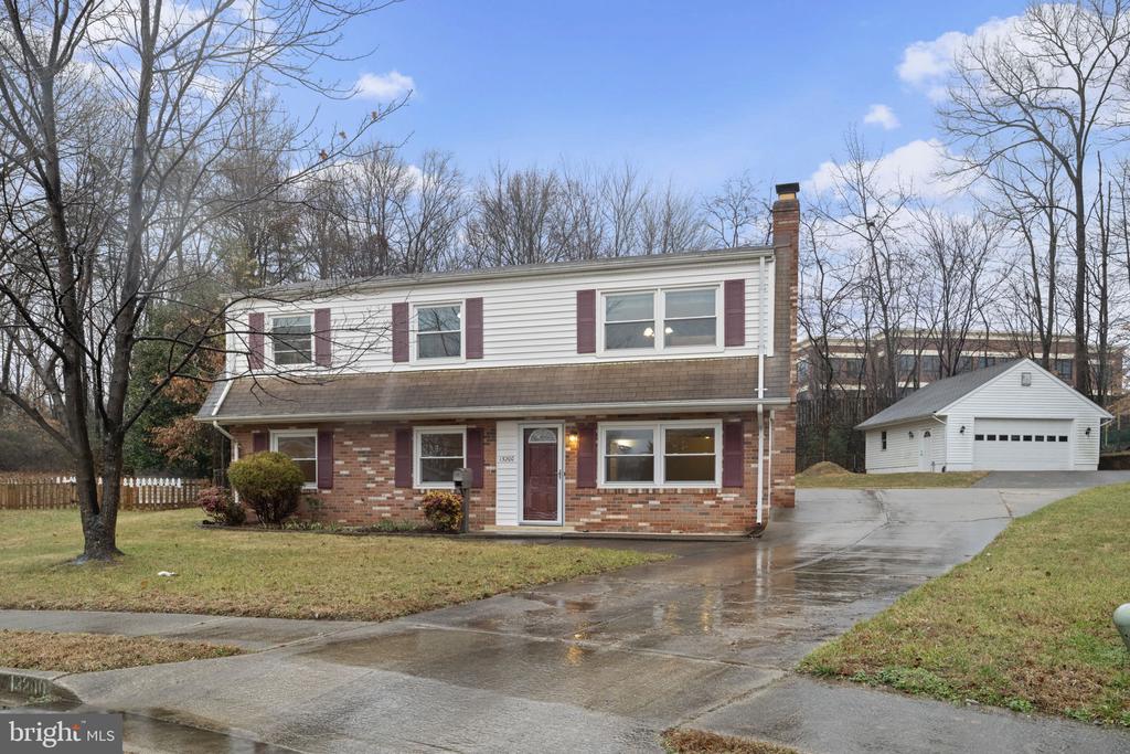 13200 HAWTHORN LANE