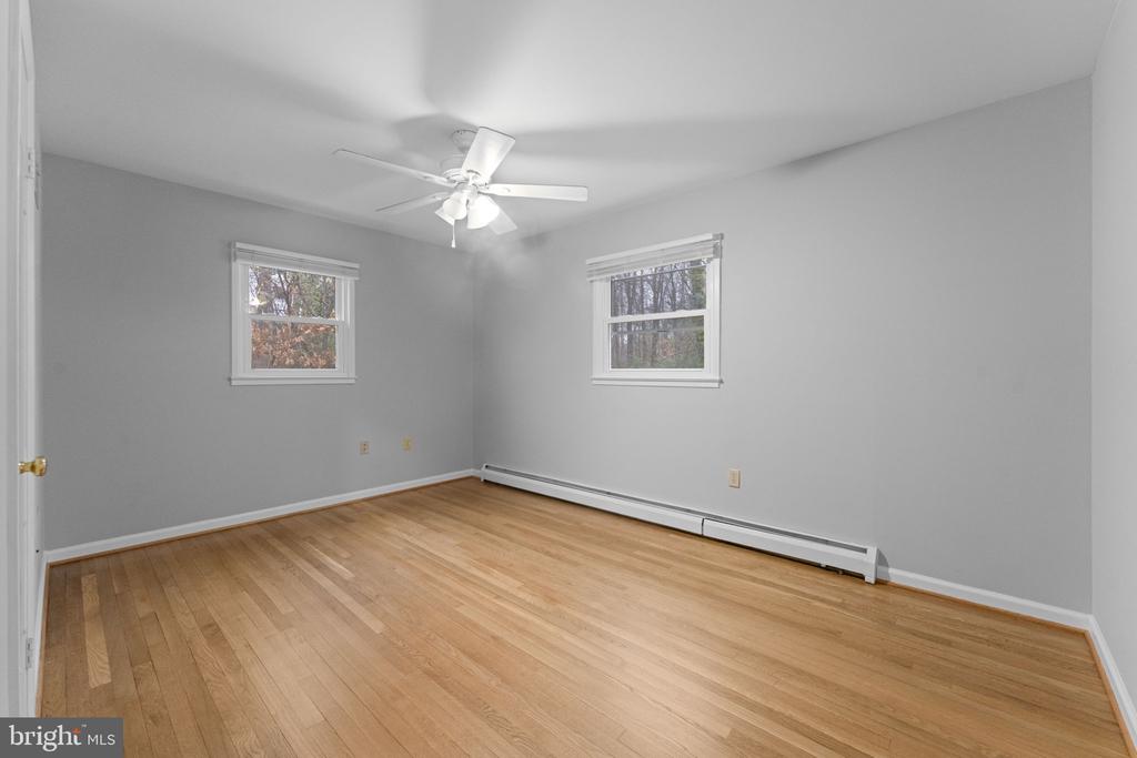 13200 HAWTHORN LANE