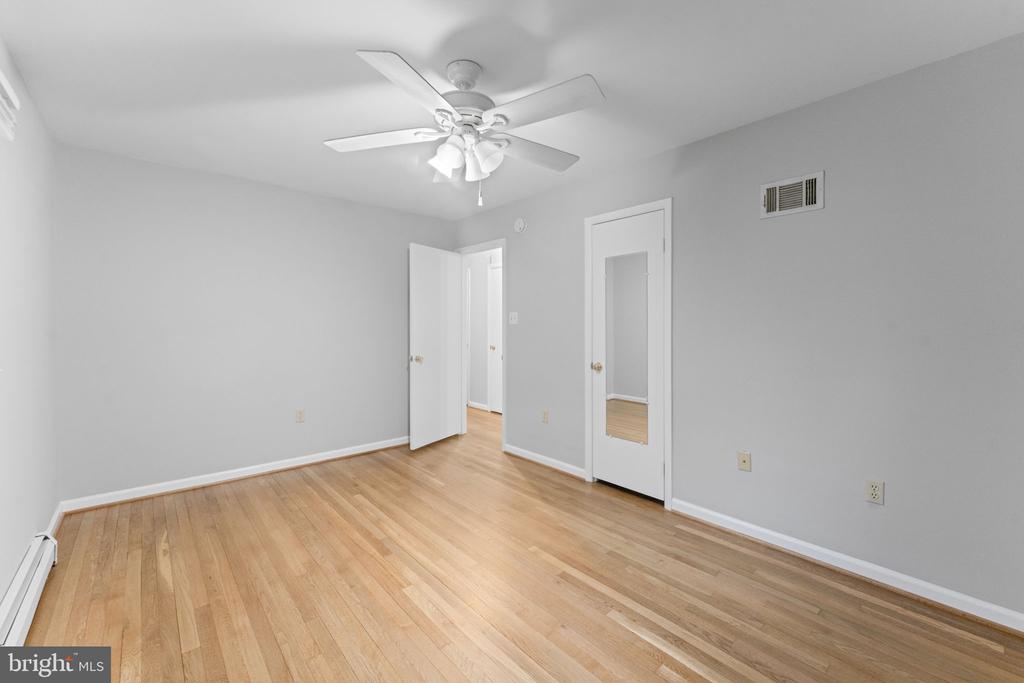 13200 HAWTHORN LANE