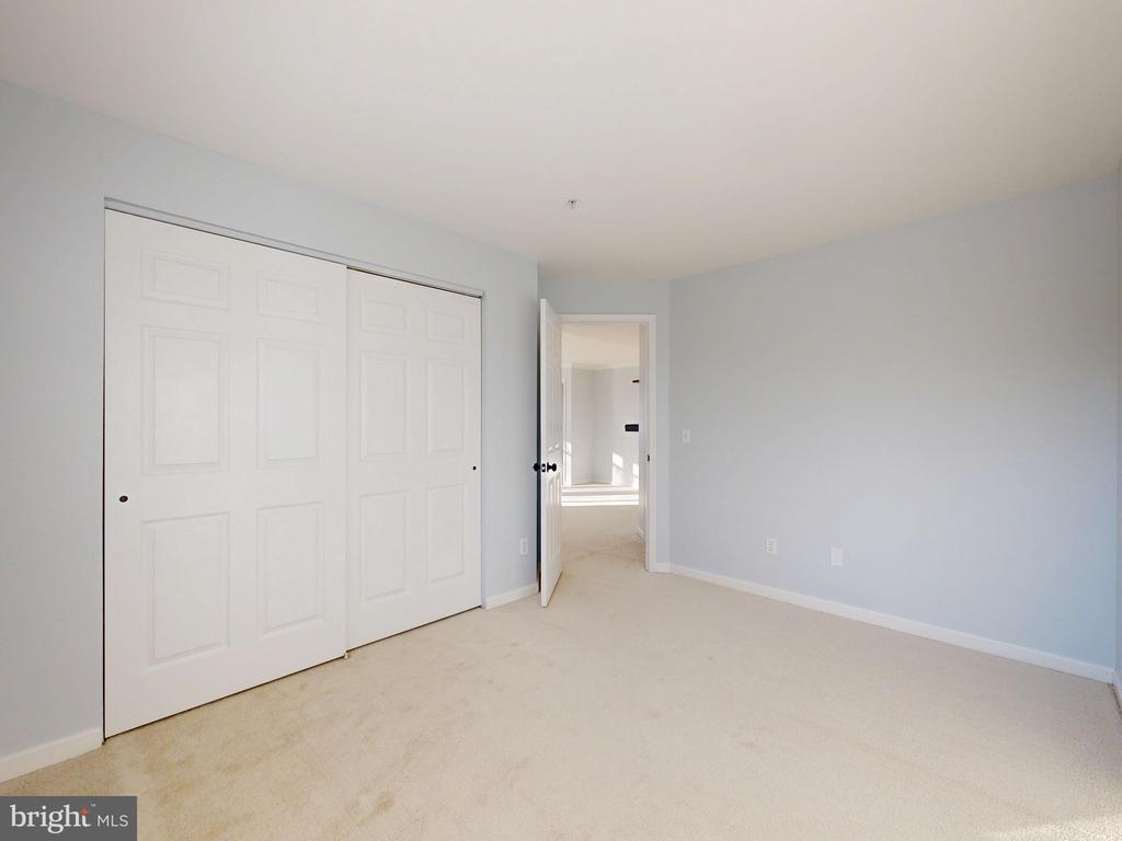 14196 CUDDY LOOP 304