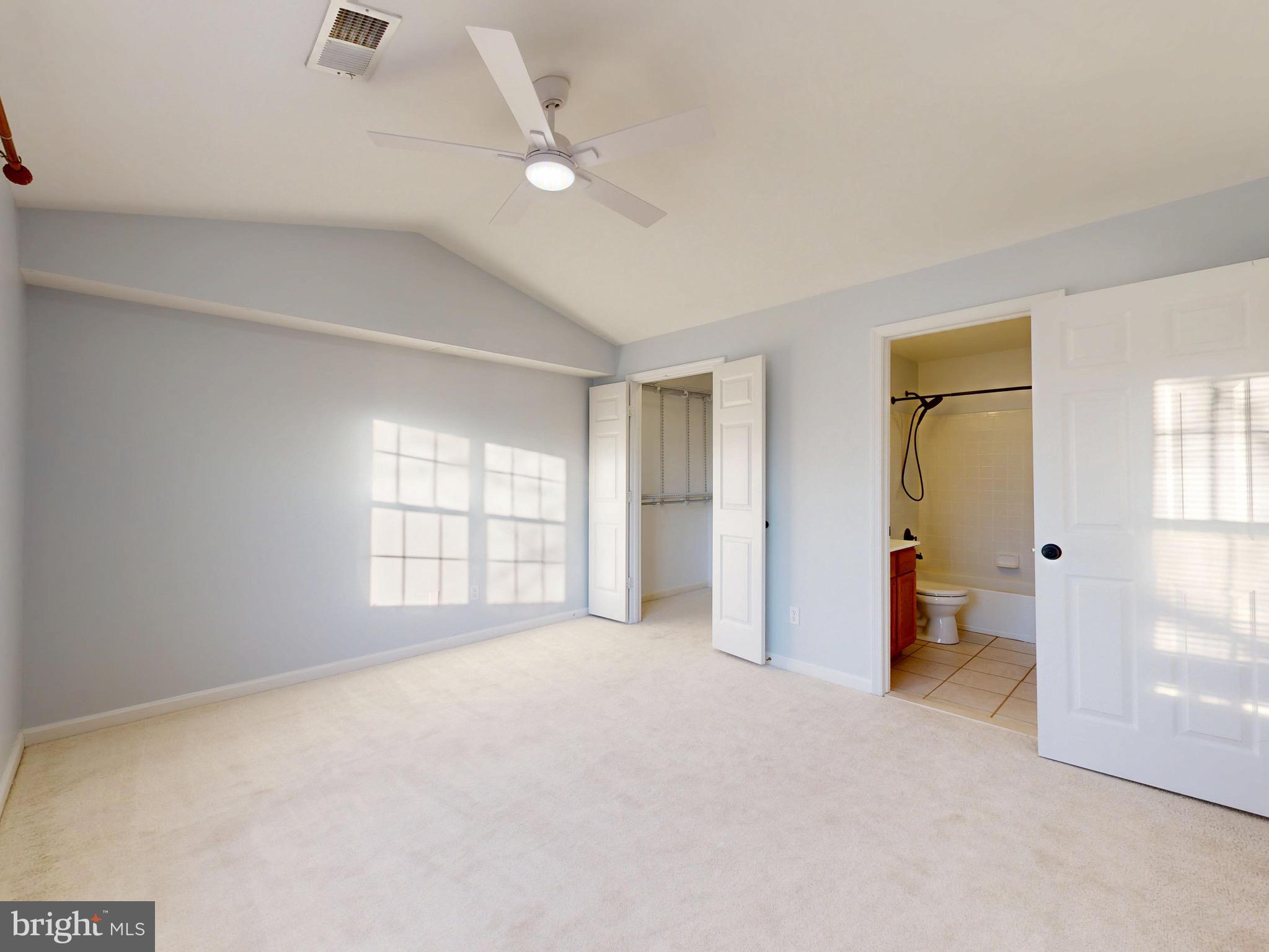 14196 CUDDY LOOP 304