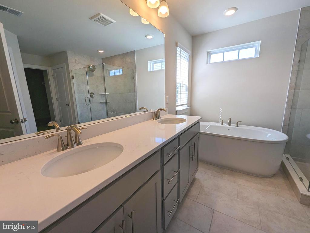 14972 WALTER ROBINSON LANE