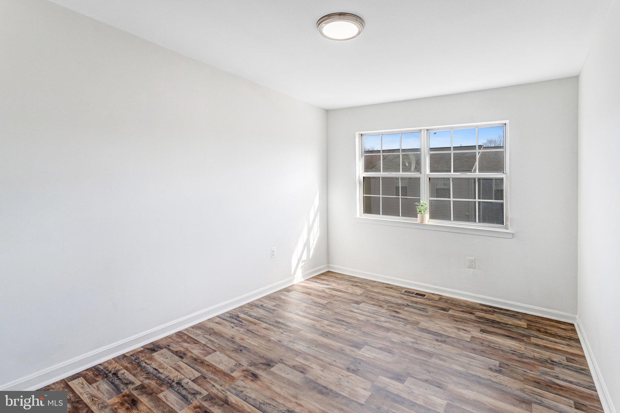 1856 FORT PULASKI COURT