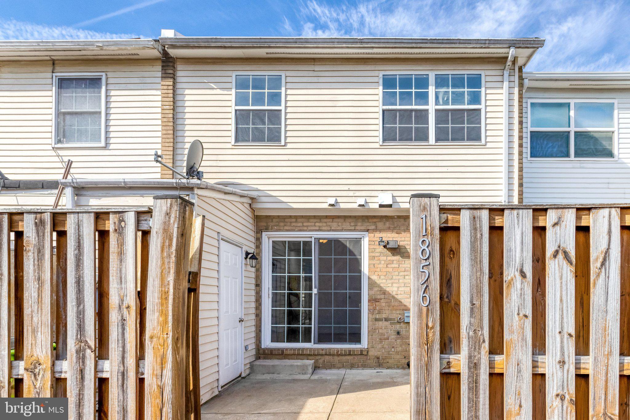 1856 FORT PULASKI COURT