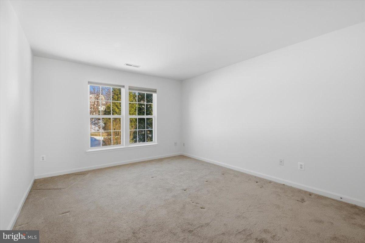 1505 SPOONBILL COURT