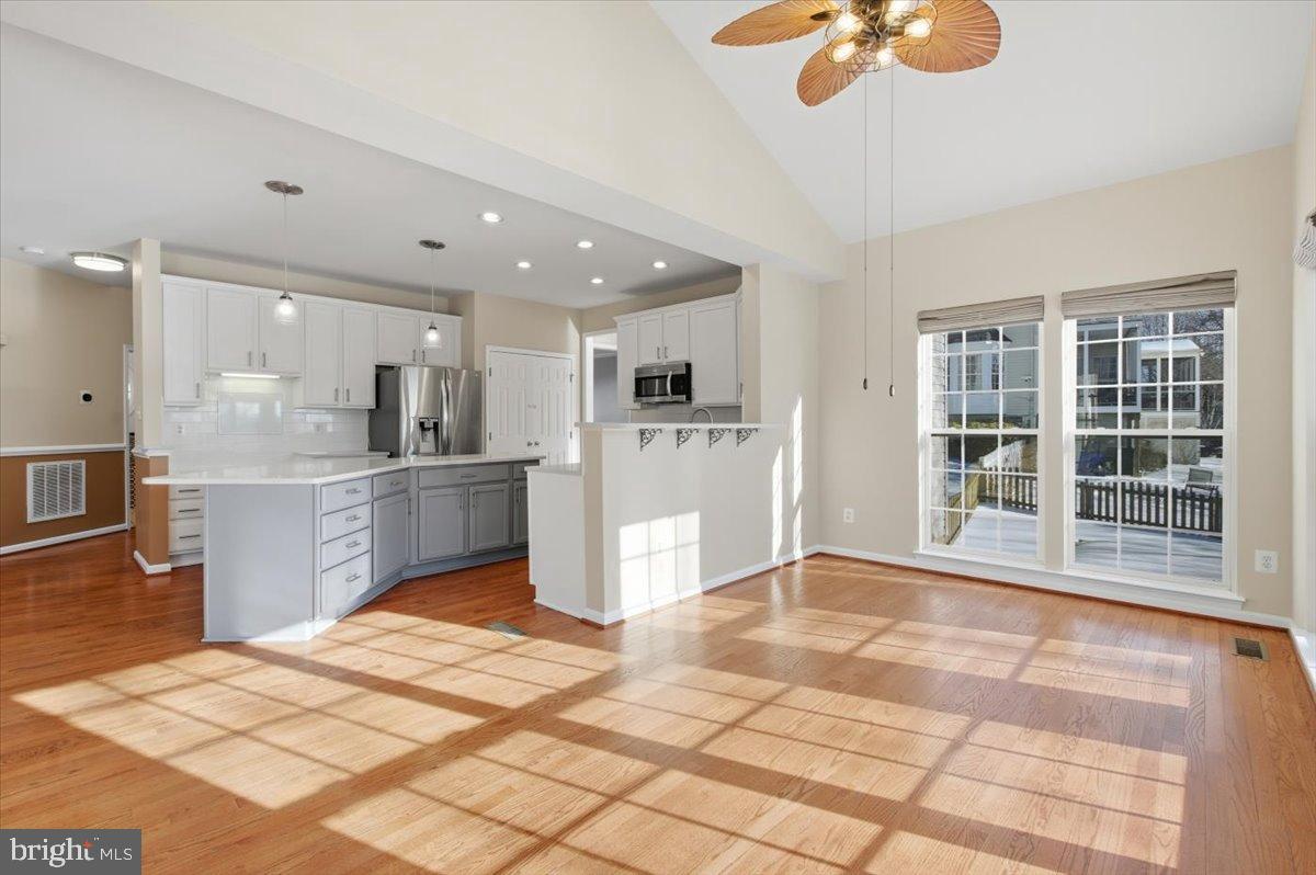 1505 SPOONBILL COURT