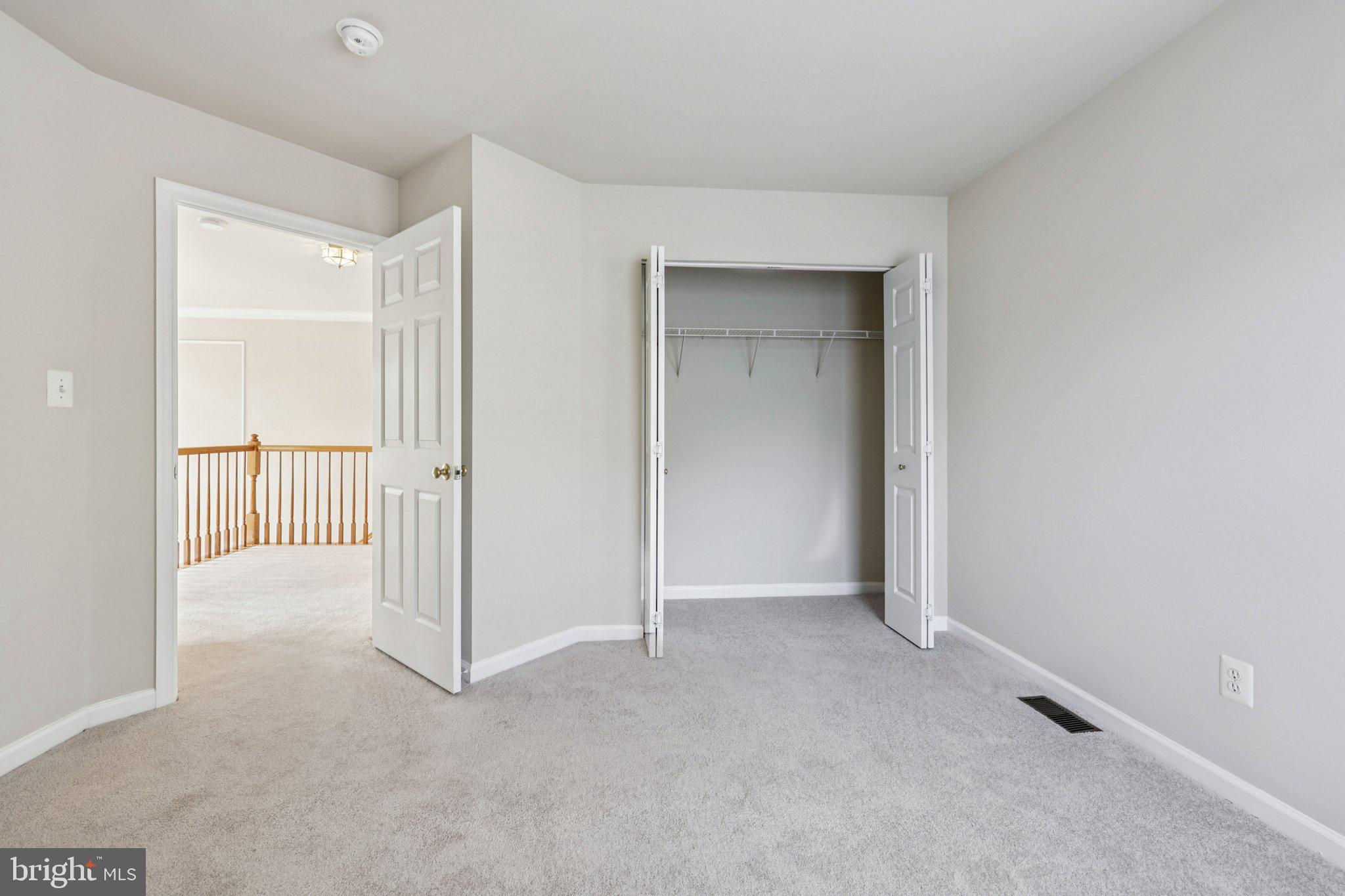 2880 MYRTLEWOOD DRIVE