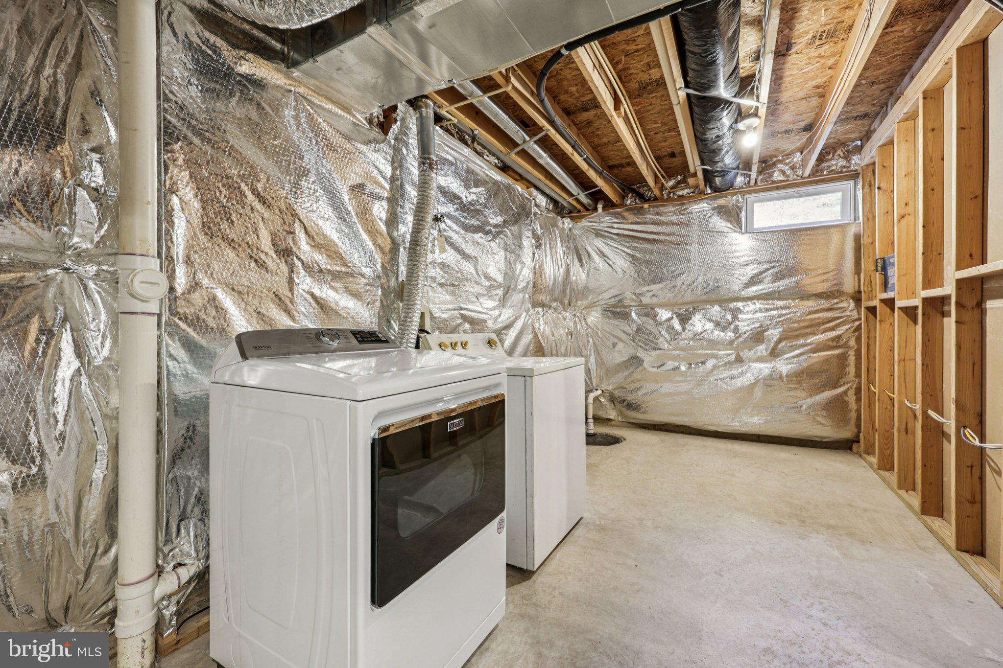 2880 MYRTLEWOOD DRIVE