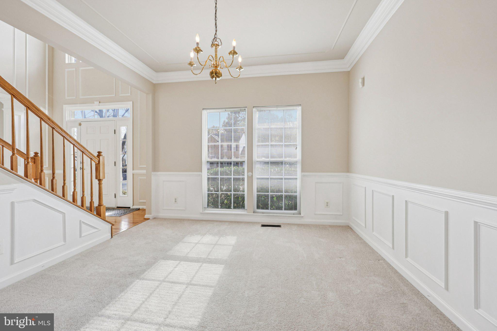 2880 MYRTLEWOOD DRIVE